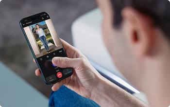 Buil-in LockinCam™ : Head to Toe Ultra-Wide View